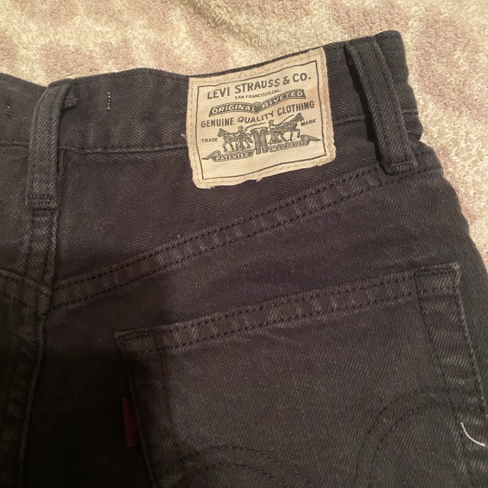 Levi’s Ribcage Short - Picture 4 of 4